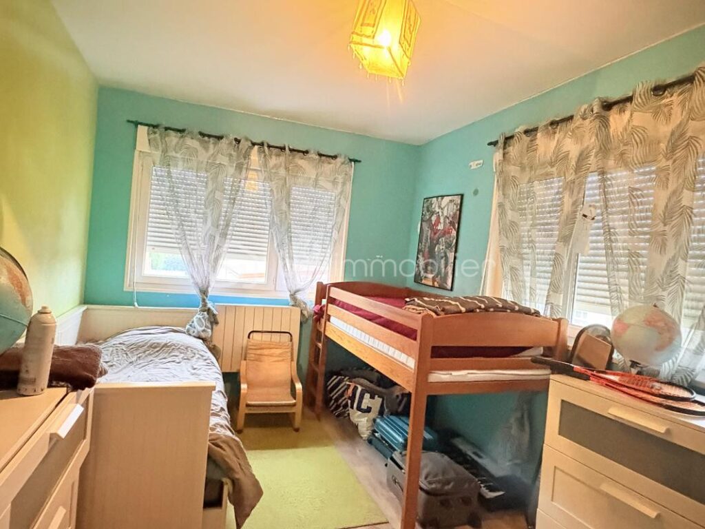 Maison familiale semi plain pied 148 m2 Libercourt – 7 pièces – 5 chambres – 147 m²