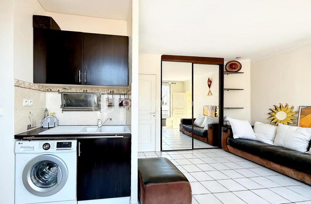 Appartement sans vis a vis au calme avec vue sur verdure – 3 pièces – 2 chambres – 36 m²