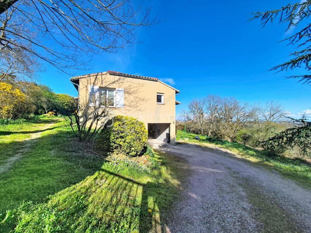 Maison vue Garonne – Auvillar – – 4 pièces – 2 chambres – 85 m²