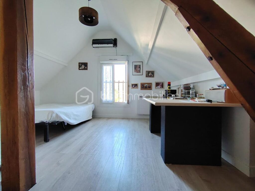 MAISON 6 PIECES 105 M² – 6 pièces – 3 chambres – 105 m²