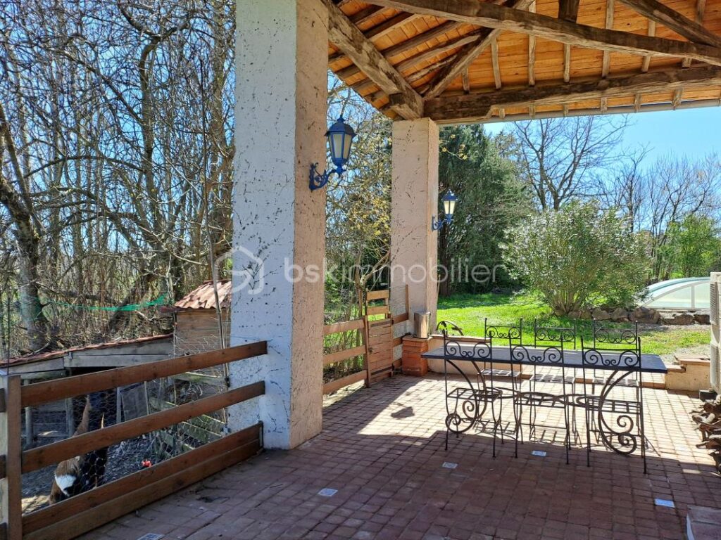 Lauragaise 230 m², piscine, parc et vue dégagée – 7 pièces – 5 chambres – 226 m²