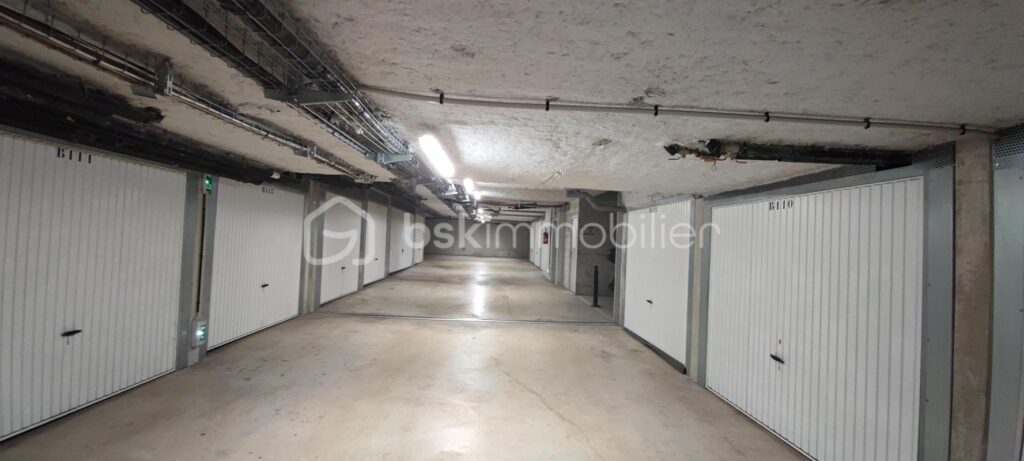 Super T3 garage double parking piscine – 3 pièces – 2 chambres – 64 m²