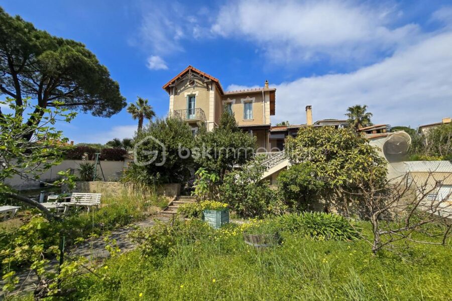 Maison à vendre à Sainte maxime