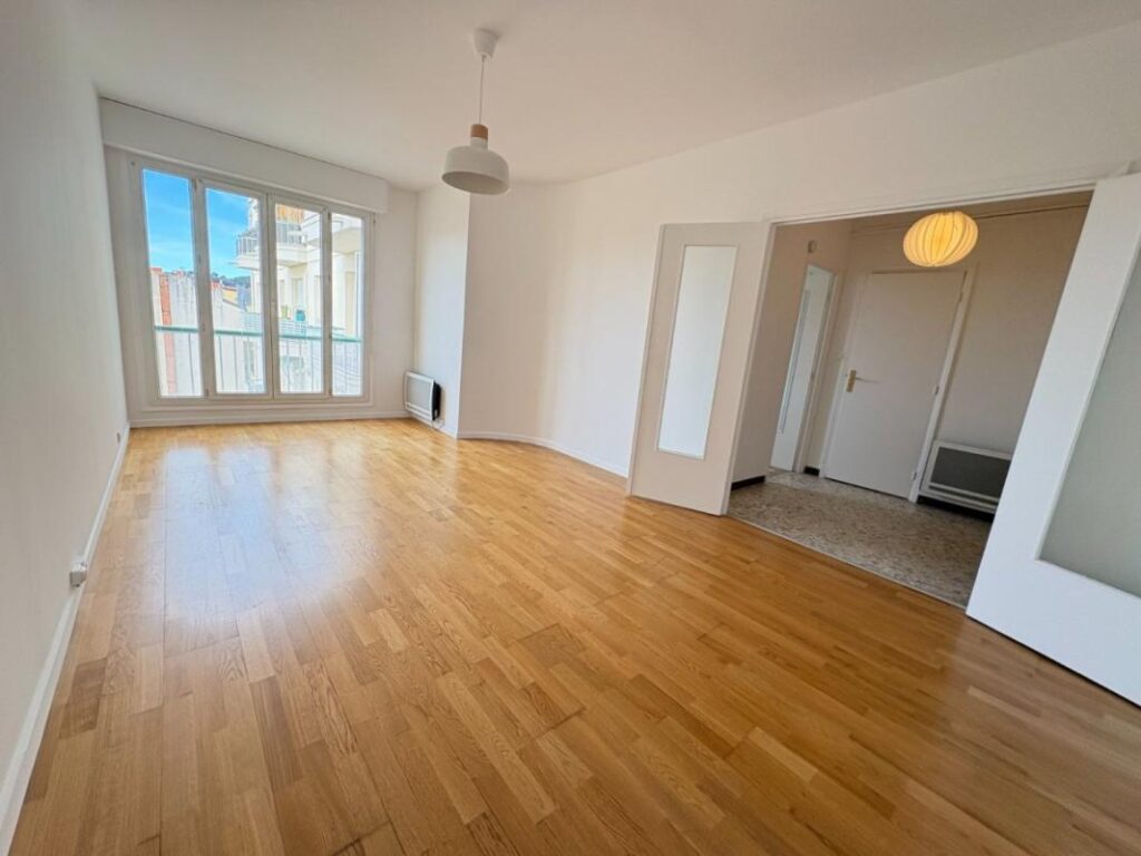 T1 A LOUER RUE LEPENTE – 1 pièce – 1 chambre – 36 m²