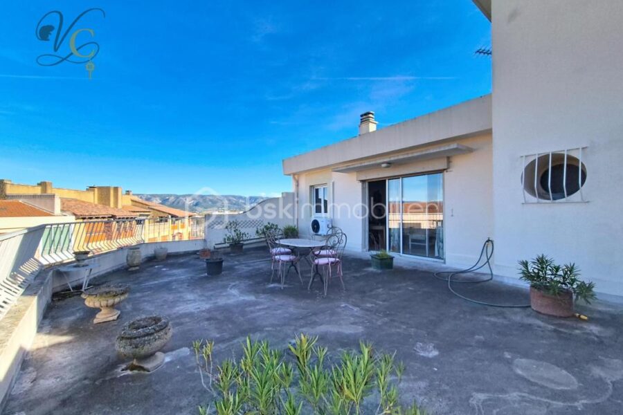 Appartement à vendre à Cavaillon — Vue sur la ville — photo 15