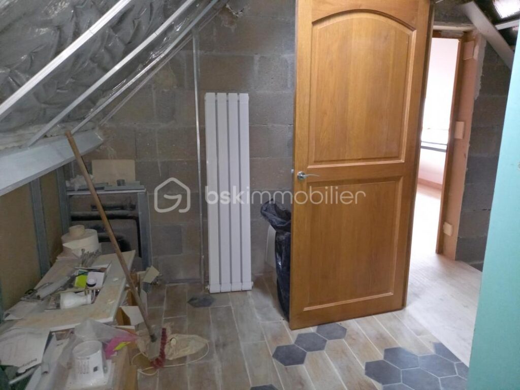 un potentiel exceptionnel !!! – 8 pièces – 5 chambres – 274 m²
