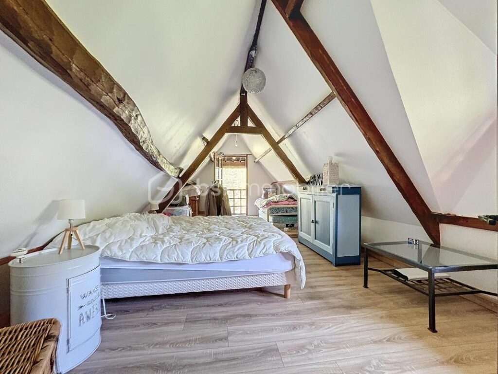 Maison de campagne avec grande dépendance et piscine – 6 pièces – 3 chambres – 129 m²