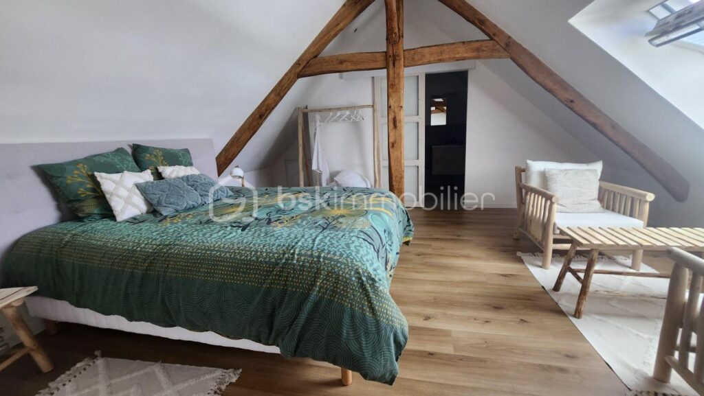 Maison Principale + Gîtes avec Spa et Piscine – 9 pièces – 4 chambres – 236 m²