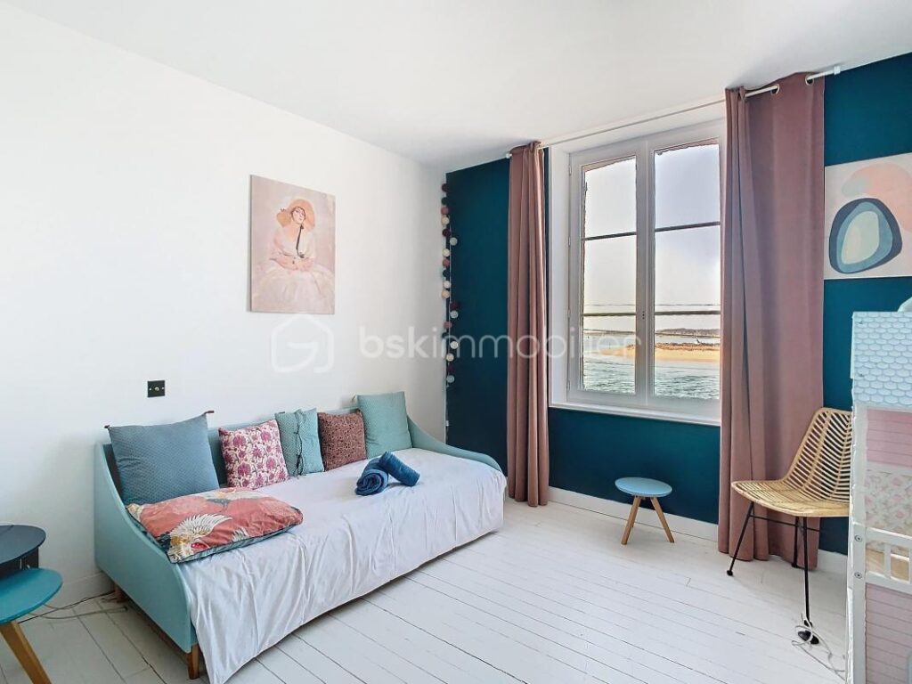 Face à la mer, maison 5 chambres – 8 pièces – 5 chambres – 161 m²