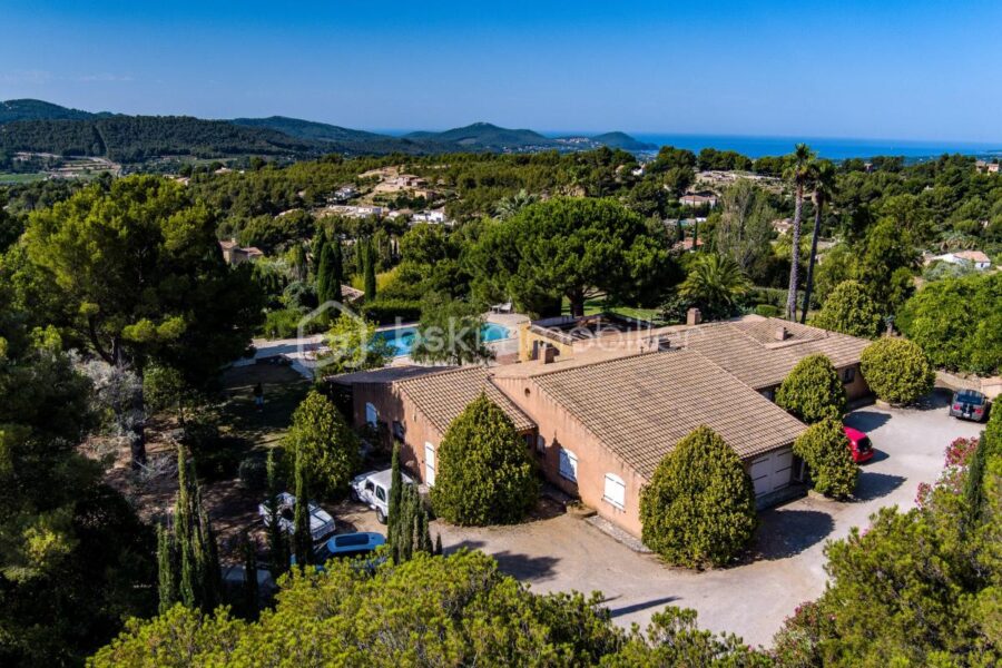 Maison à vendre à La cadiere d azur