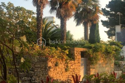 Maison de bourg au cœur de l&rsquo;Île-aux-Moines — Coup de cœur assuré ! – 3 pièces – 2 chambres – 82 m²