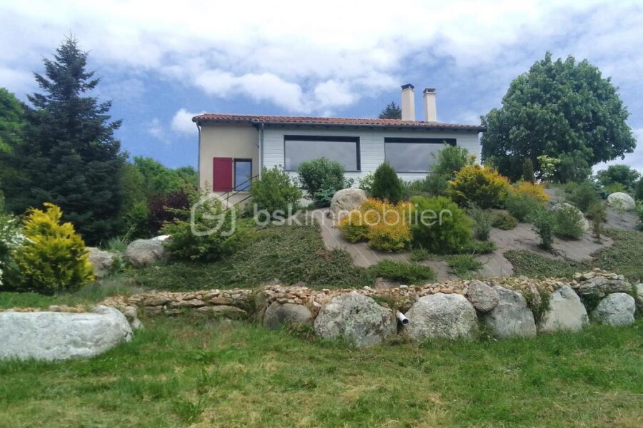 Maison à vendre à Lanarce
