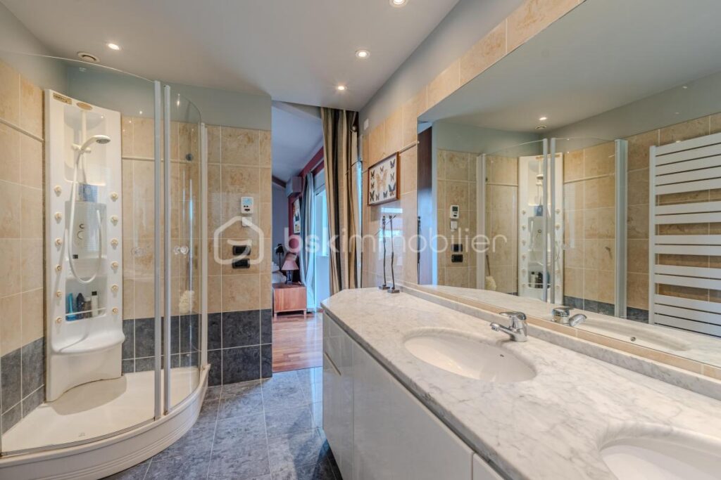 EXCEPTIONNEL – 6 pièces – 4 chambres – 229 m²