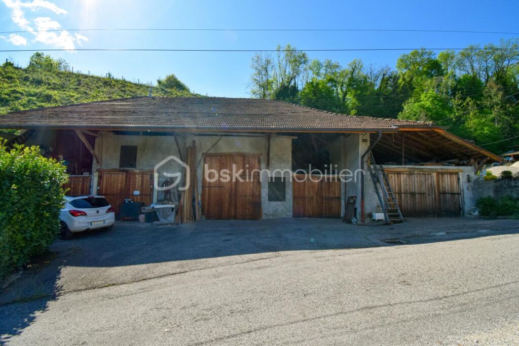 Maison de 230 m² habitable vue sur lac – 7 pièces – 5 chambres – 230 m²