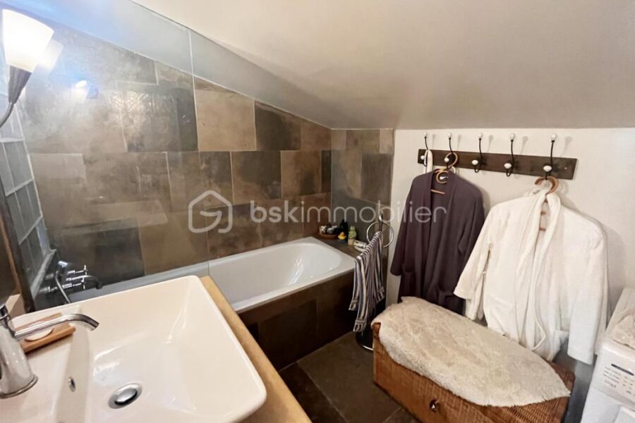 Maison à vendre à Menerbes