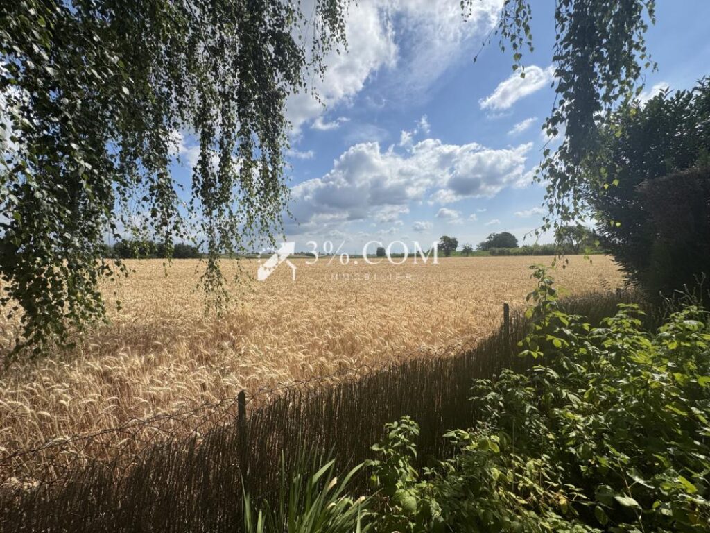 3%COM Jolie maison avec jardin en bordure de champs – 5 pièces – 3 chambres – 98 m²