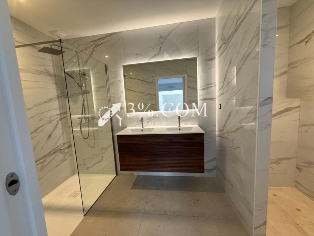 Villa 2025 style BELLE EPOQUE 6 pièces 176 m2 à Royan face – 6 pièces – 3 chambres – 176 m²