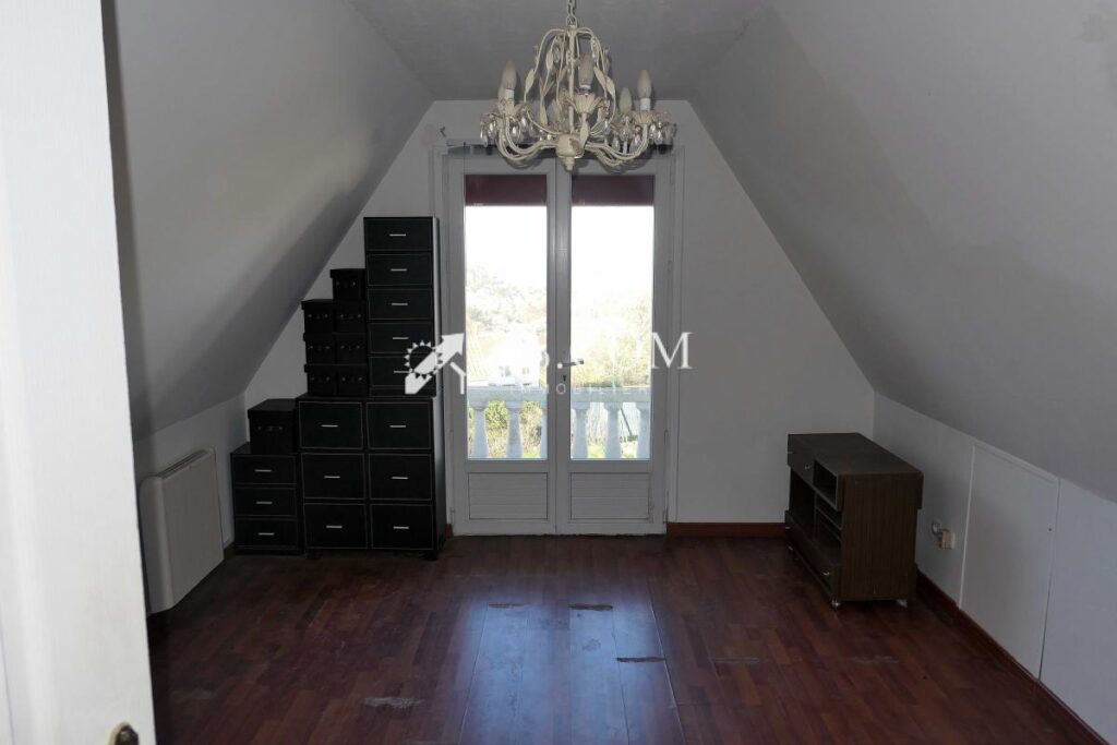 Maison avec vue panoramique – 6 pièces – 3 chambres – 132 m²