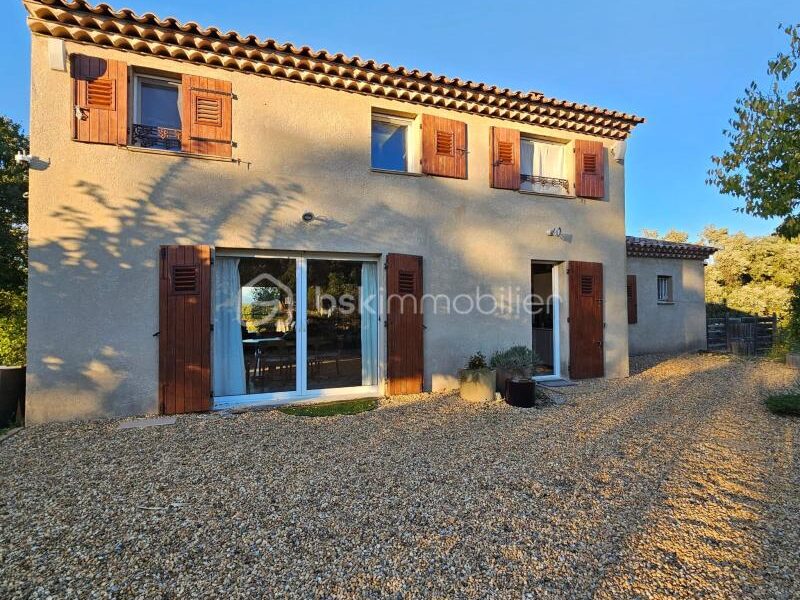Maison à vendre à La garde freinet