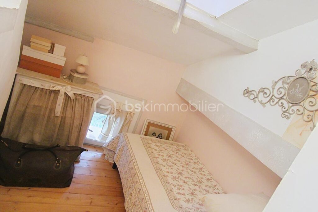 Coup de cœur : Ensemble de 3 maisons de caractère aux portes des Cévennes – 10 pièces – 5 chambres – 150 m²