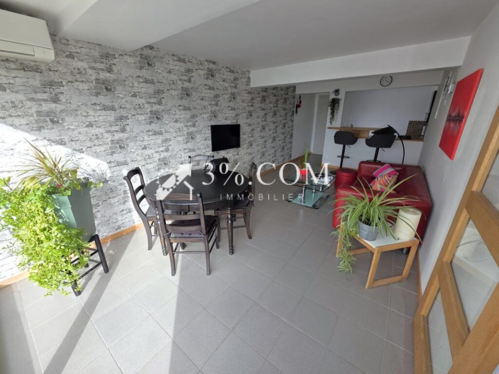 Grande villa californienne au calme – 5 pièces – 4 chambres – 222 m²