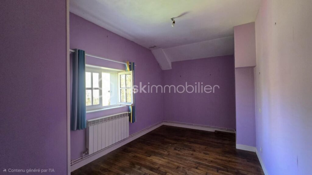 Ensemble immobilier, maison de 178 m², maisonnette, granges, petits toits, terres et étang – 5 pièces – 4 chambres – 178 m²