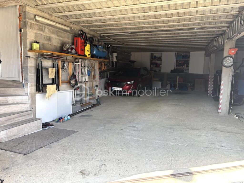 MAISON T3 AU COEUR DE LA GARRIGUEDans un pet – 3 pièces – 2 chambres – 115 m²