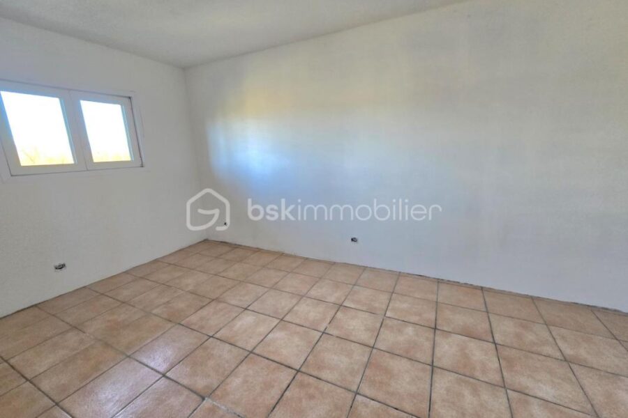 Maison à vendre à Limons