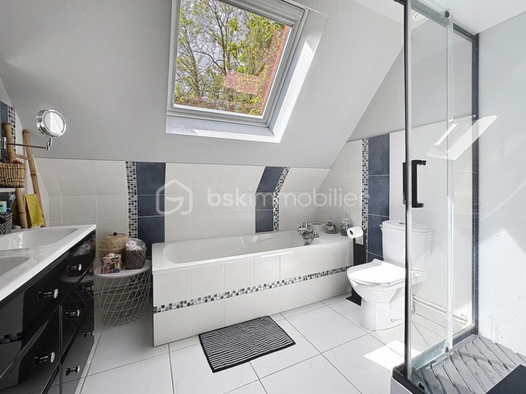 Élégante maison contemporaine de 149 m² au cœur d’un environnement privilégié – 5 pièces – 3 chambres – 149 m²