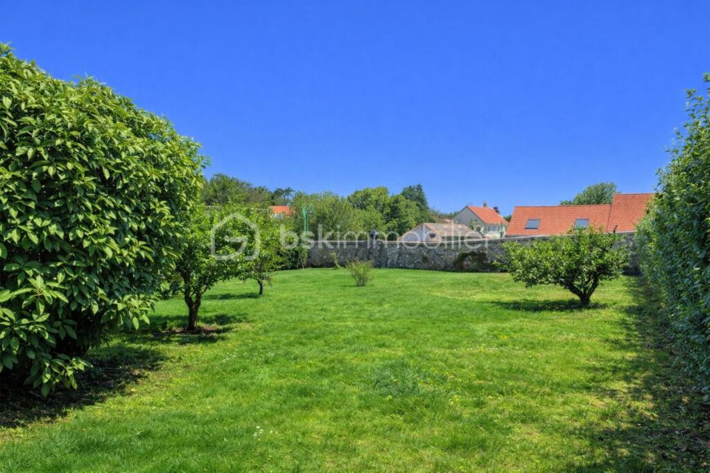 RESIDENCE PRINCIPALE – SECONDAIRE – AIRBNB – 4 pièces – 3 chambres – 208 m²