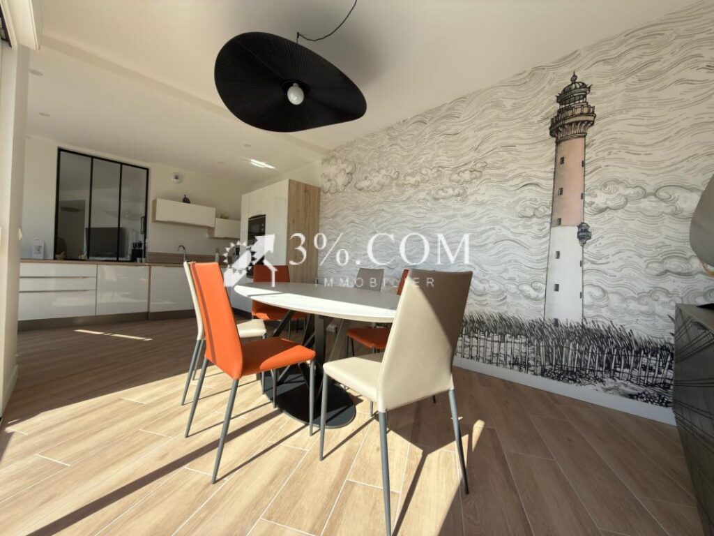 A VENDRE ROYAN PONTAILLAC – APPARTEMENT de 76 m2 – DERNIER E – 3 pièces – 1 chambre – 76 m²
