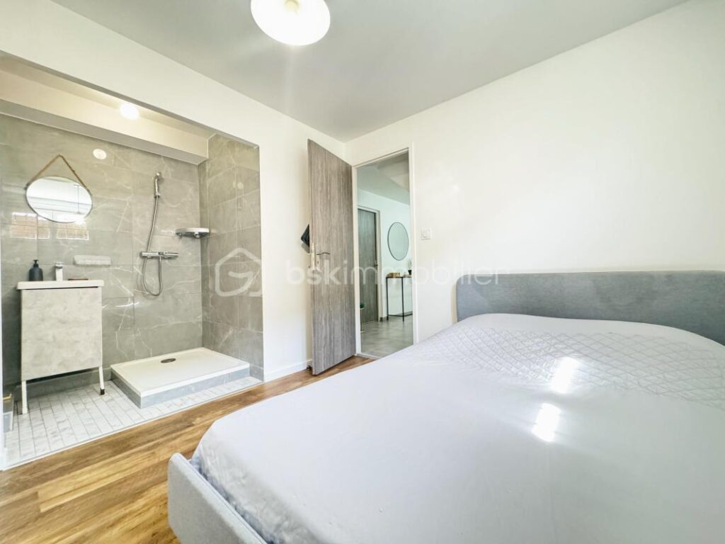 Maison à fort potentiel – 5 pièces – 3 chambres – 108 m²