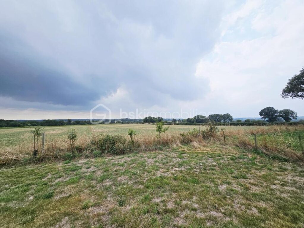 À VENDRE – Maison familiale 4 chambres – 123 m² – Terrain de 2 000 m² – Avessac – 6 pièces – 4 chambres – 123 m²