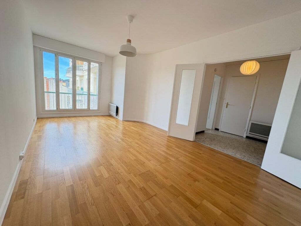 T1 A LOUER RUE LEPENTE – 1 pièce – 1 chambre – 36 m²