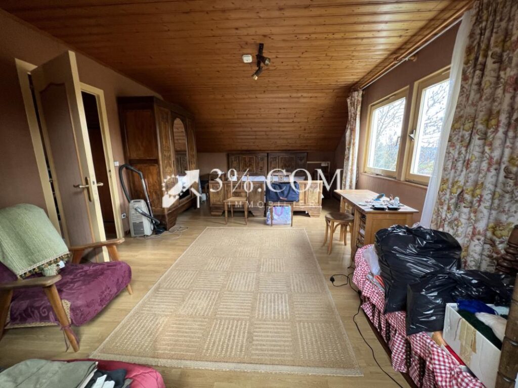 Grande maison d’habitation de 6 pièces – 6 pièces – 4 chambres – 175 m²