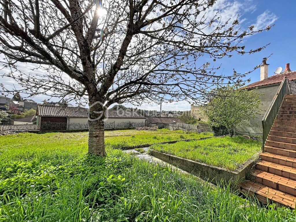 Maison à BRESSUIRE – 5 pièces – 3 chambres – 126 m²