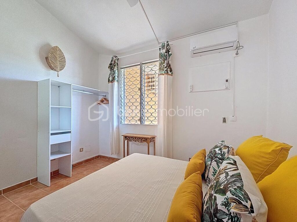 Villa 165 m2 piscine garage 3 chambres et atelier – 5 pièces – 3 chambres – 165 m²