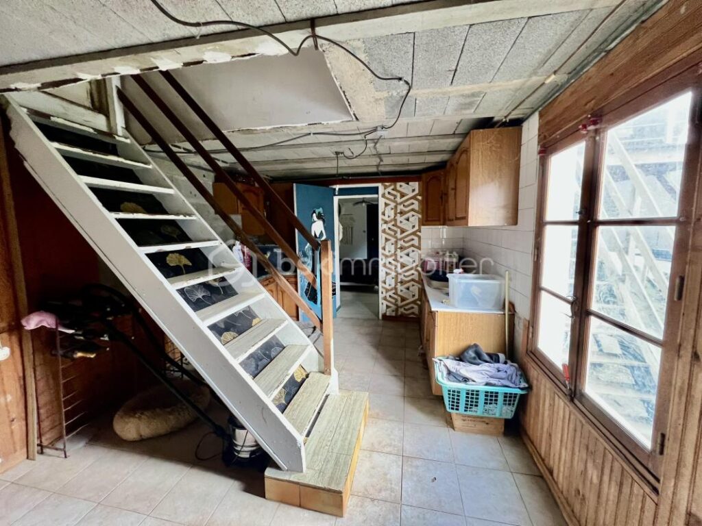 A saisir maison avec un fort potentiel – 5 pièces – 3 chambres – 108 m²