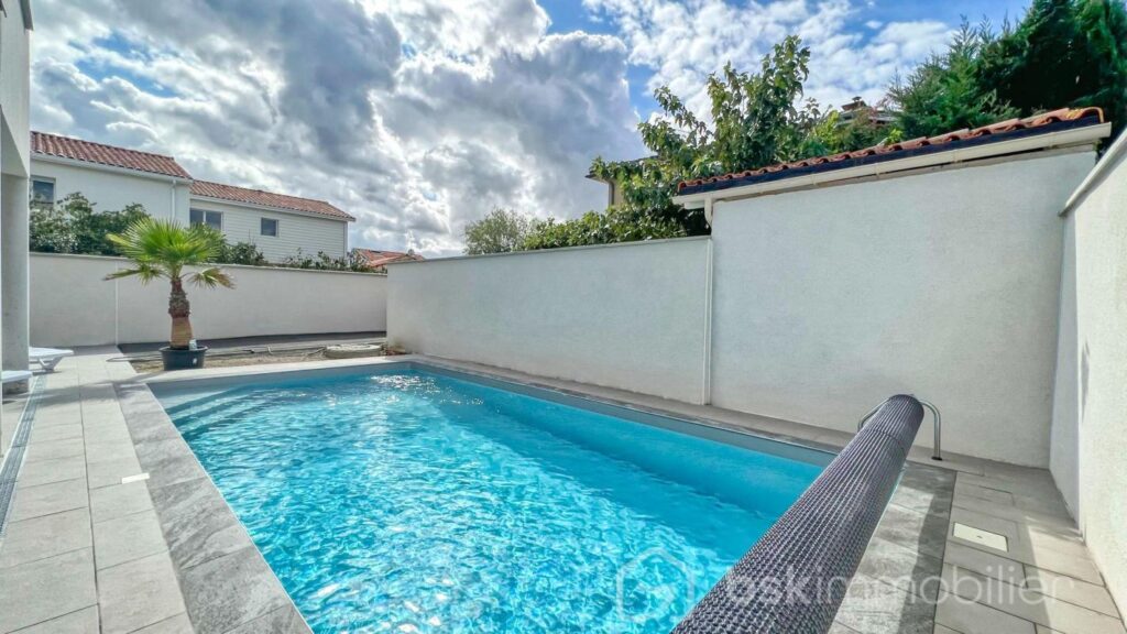 COUP DE COEUR GARANTI ! – 5 pièces – 4 chambres – 163 m²