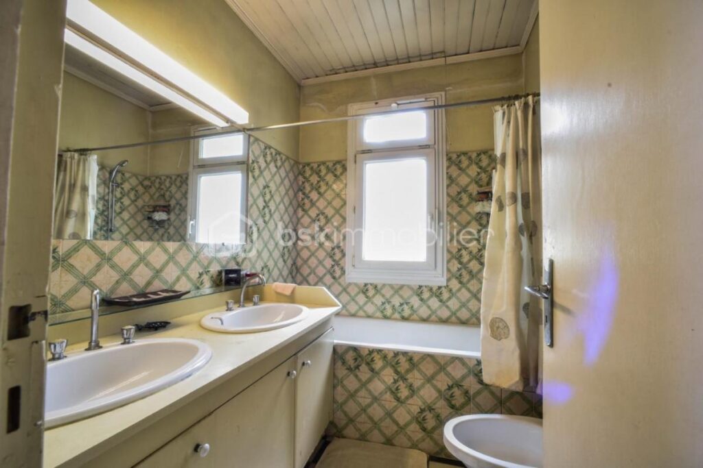 TOULOUSE Maison de caractère du T8 du XIX -ème avec 2000 ² de parc – 8 pièces – 5 chambres – 214 m²