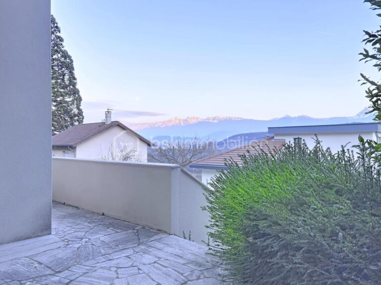 Spacieuse maison dans secteur calme, à 5min de Varces – 5 pièces – 4 chambres – 183 m²