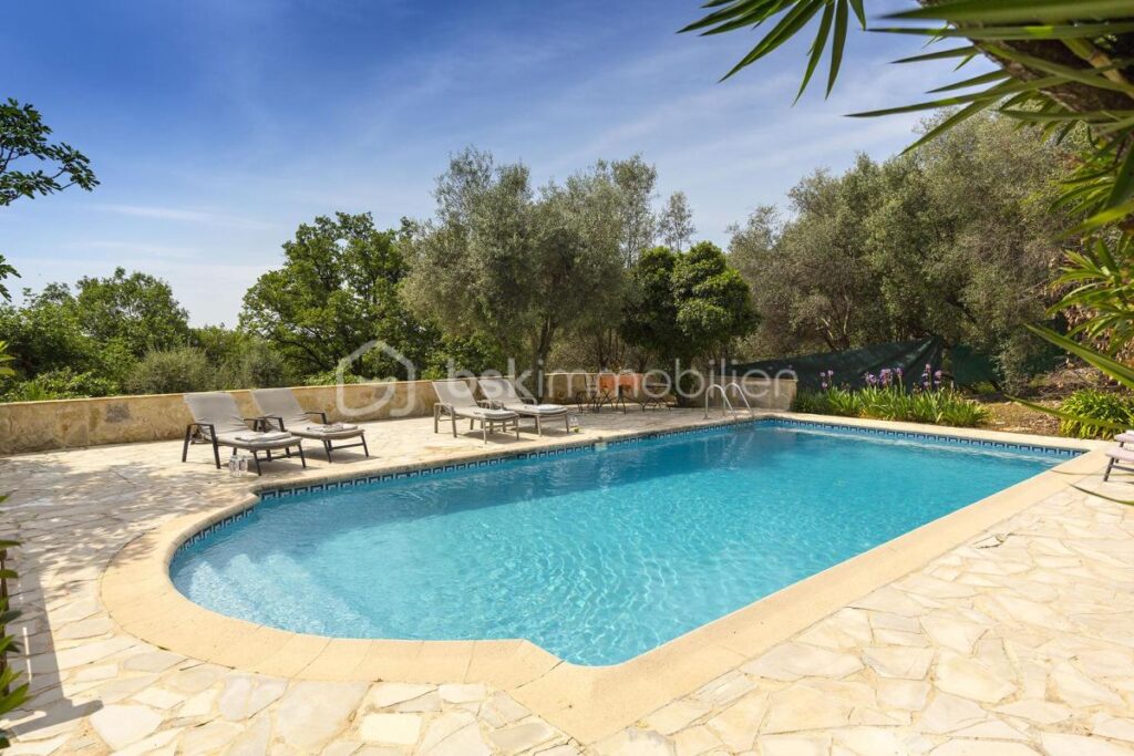 Villa provençale avec vue mer et collines panoramique – Gattières – 6 pièces – 4 chambres – 187 m²