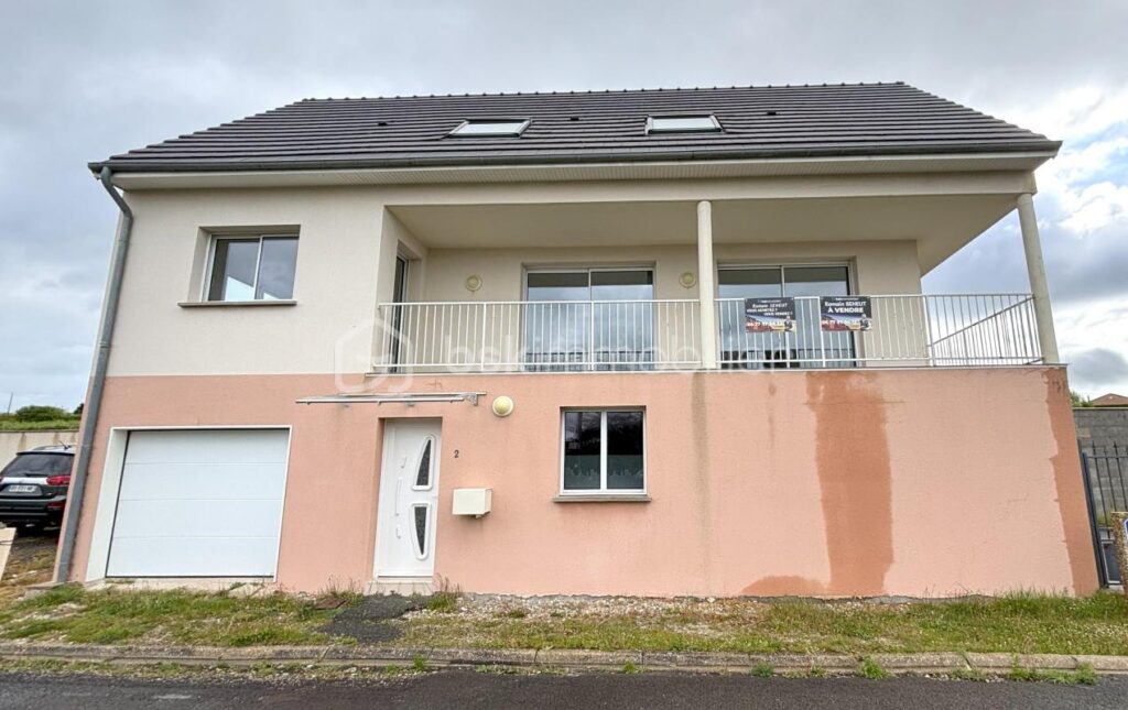 Maison à 10 min à pied de la mer avec dépendance et garage – 4 pièces – 3 chambres – 125 m²