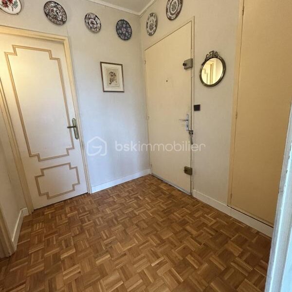 Appartement à vendre à Sevres