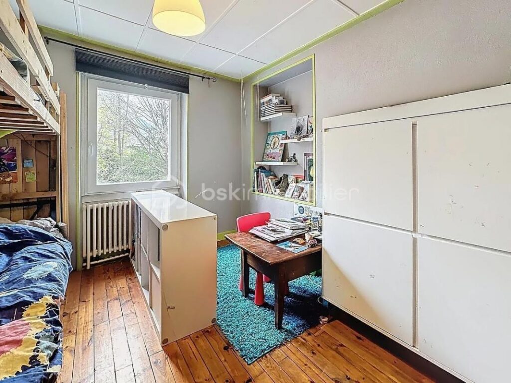 Maison familiale de charme 155m² au cœur de Sassenage, en bordure du Furon – 7 pièces – 4 chambres – 155 m²