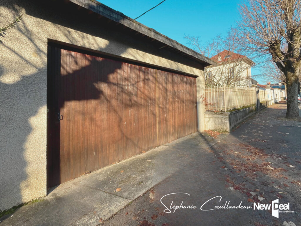 Appartement duplex sur le hauteurs d’Aix les Bains avec belle vue dégagée – 5 pièces – 3 chambres – 93 m²