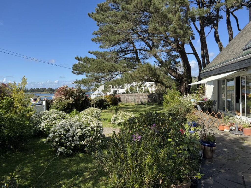 Maison familiale avec vue sur la Ria, 5 chambres – 6 pièces – 5 chambres – 173 m²