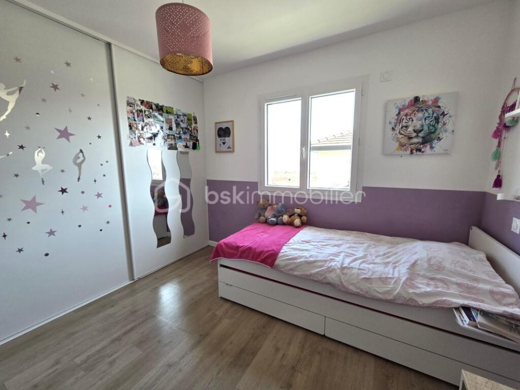 Villa Récente Criel de Moirans 495 000 € – 5 pièces – 4 chambres – 158 m²