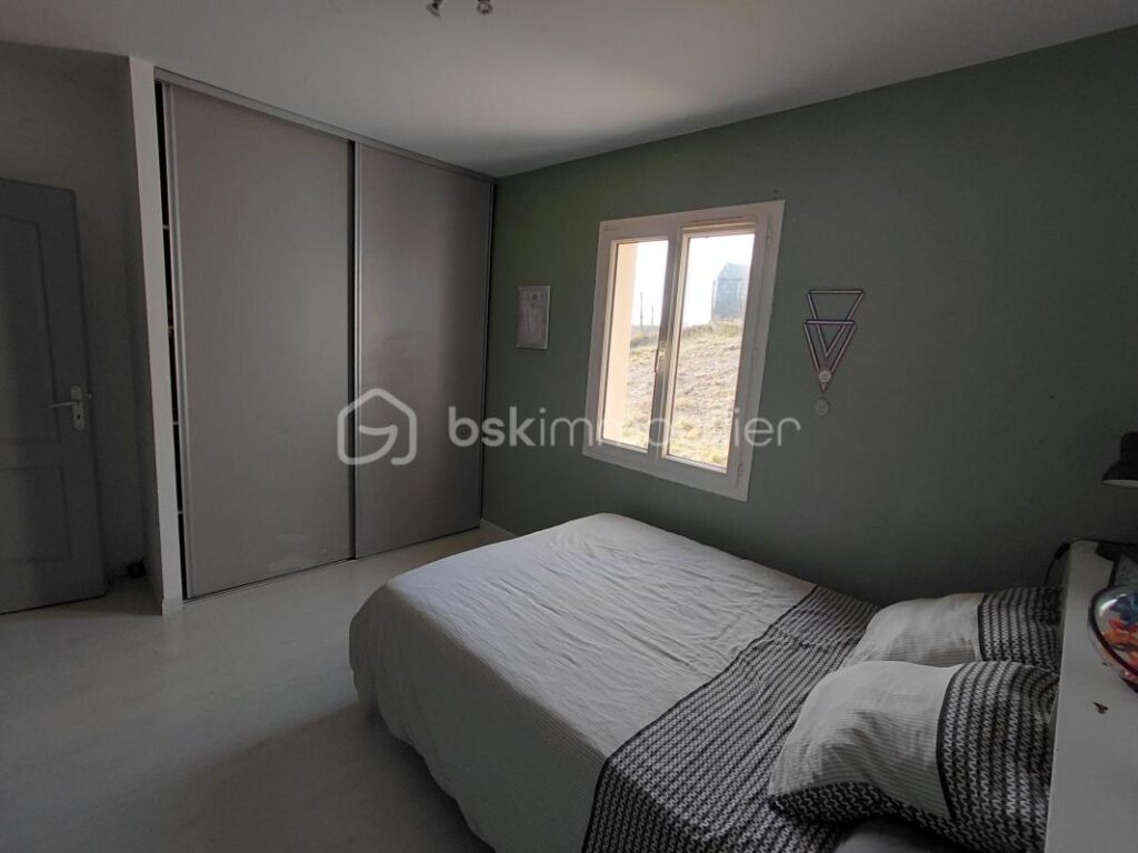 Superbe villa avec vue sur le château de GRIGNOLS – 7 pièces – 5 chambres – 210 m²