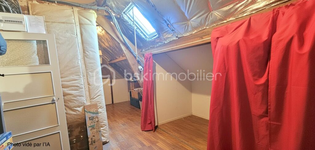 ✨ MAISON DE VILLE UNIQUE À SULLY-SUR-LOIRE – VUE EXCEPTIONNELLE SUR LA LOIRE✨ – 4 pièces – 3 chambres – 88 m²